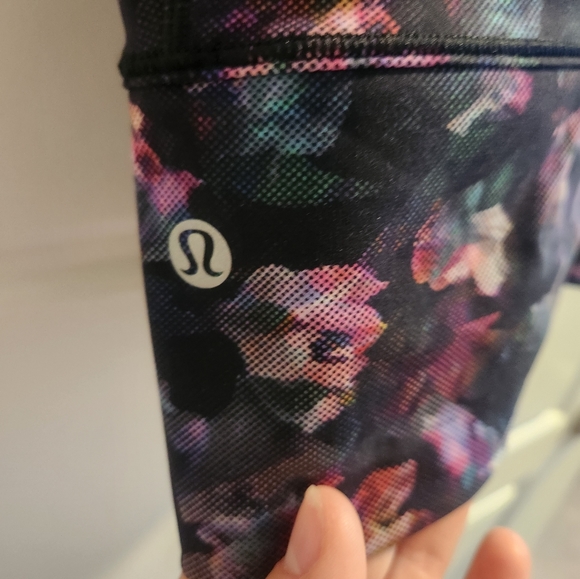 TWO lulu lemon workout tops - Picture 6 of 7